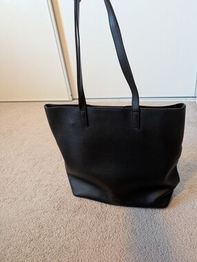 AWAY The Longitude Tote Black Leather